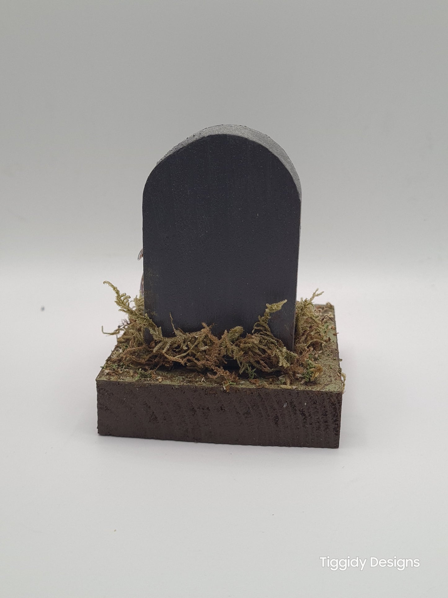 Undead High 5 - Handcrafted Wooden Matchstick Figures - Gifts, Ornaments and Decor By Tiggidy Designs