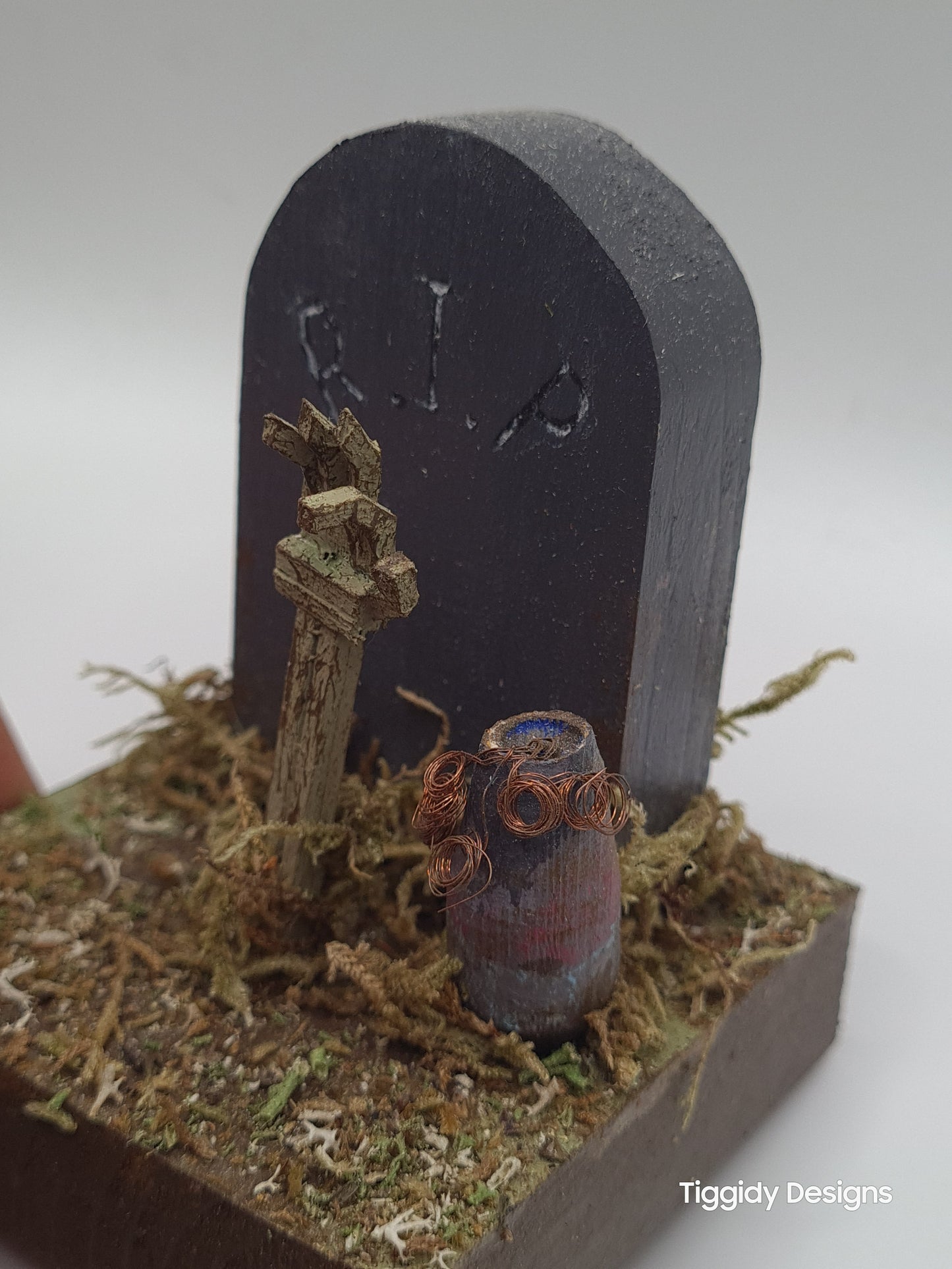 Undead High 5 - Handcrafted Wooden Matchstick Figures - Gifts, Ornaments and Decor By Tiggidy Designs